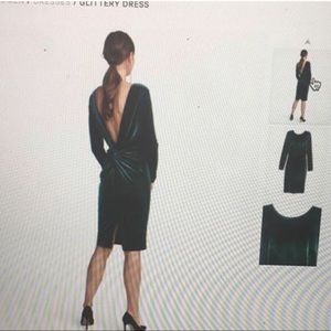 H&M Velvet Evergreen Long Sleeve Midi Dress